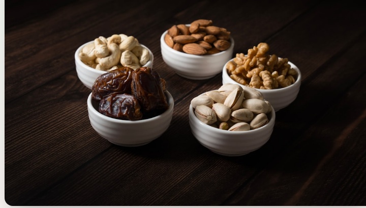 Сухофрукты и орехи Nature Food