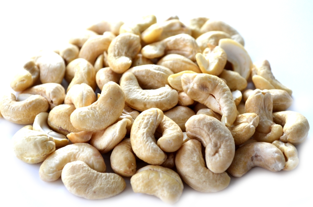 Кешью сырой